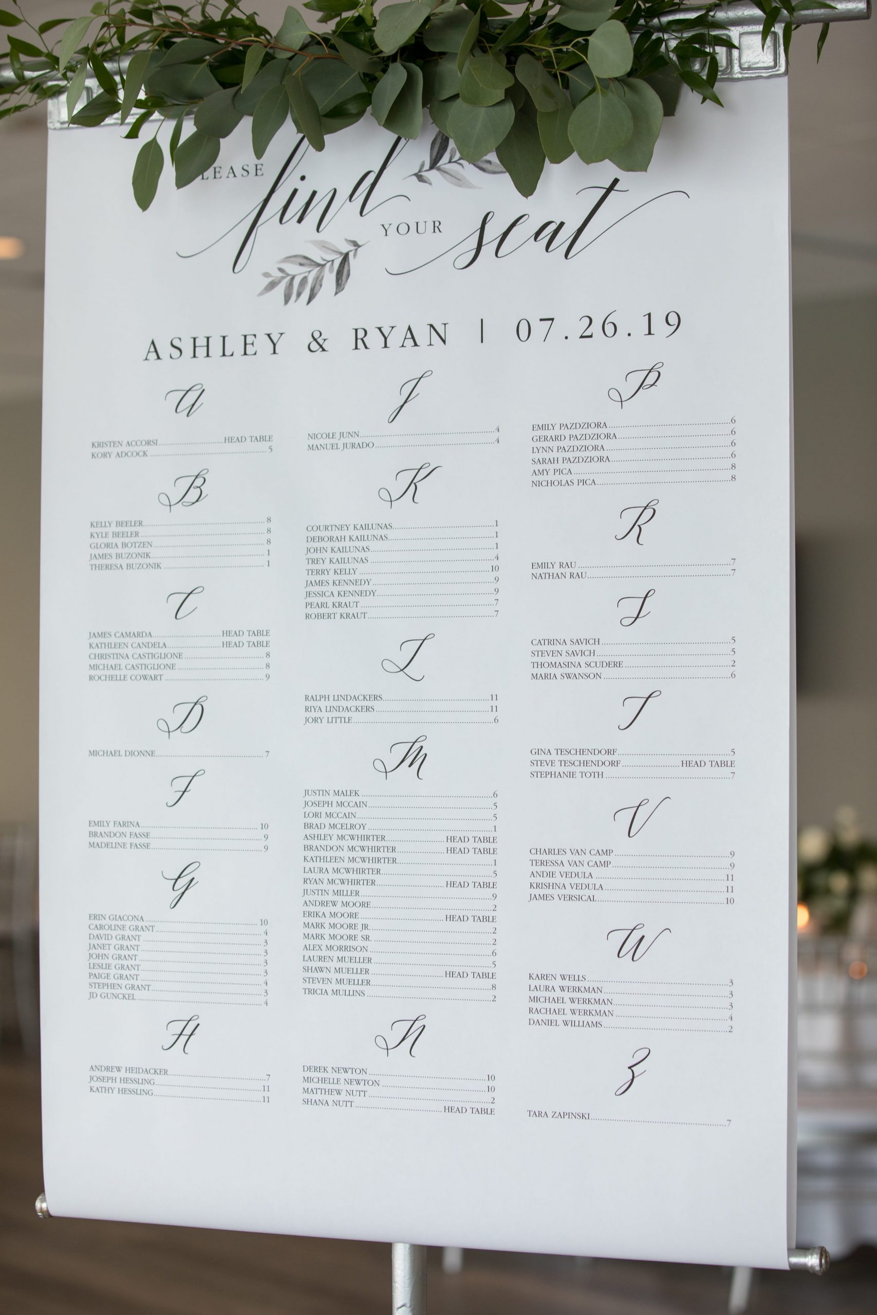 printed seating arrangements sign