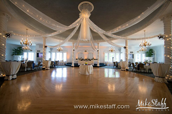 Blossom Heath in St. Clair Shores wedding Michigan wedding venues