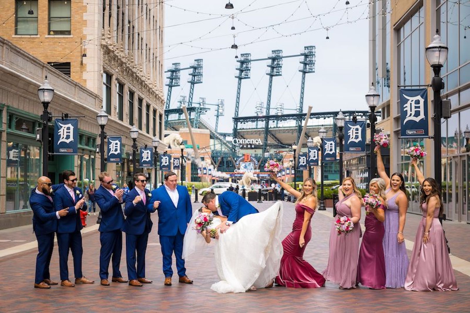 bridal-party-comerica-park_Matusik_Giarmarco