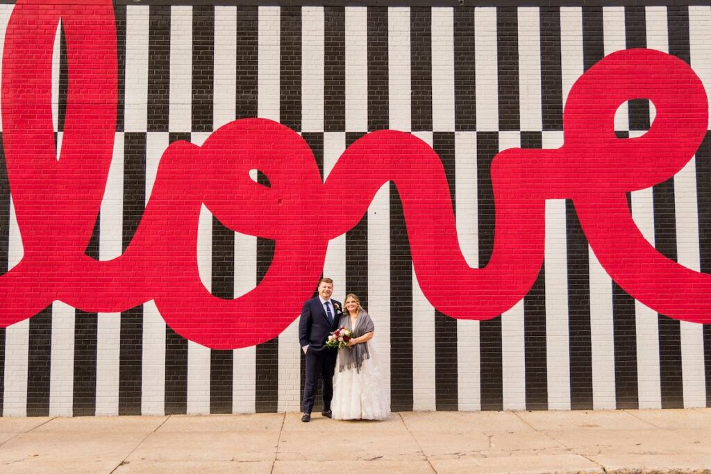 Detroit Wedding Photography trends at Westin Book Cadillac_love mural