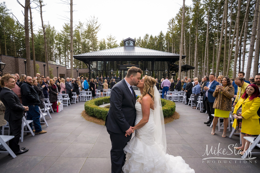 Shepherd's Hollow Golf Club Wedding of Kayla & Michael_kayla and michael wedding ceremony shepherds hollow