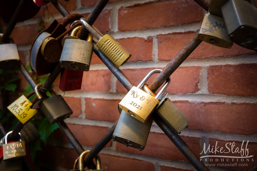 love lock downtown detroit the belt