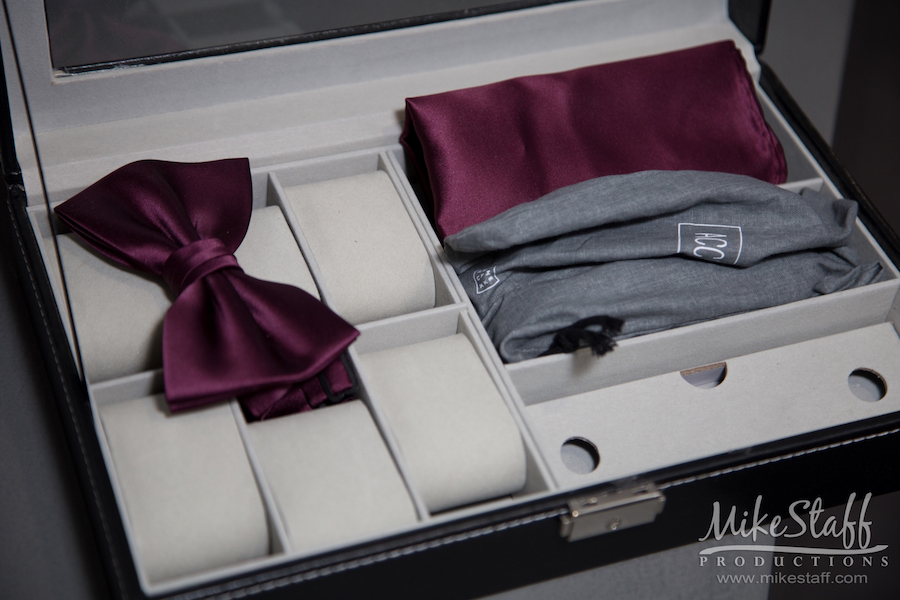 groom wedding accessories