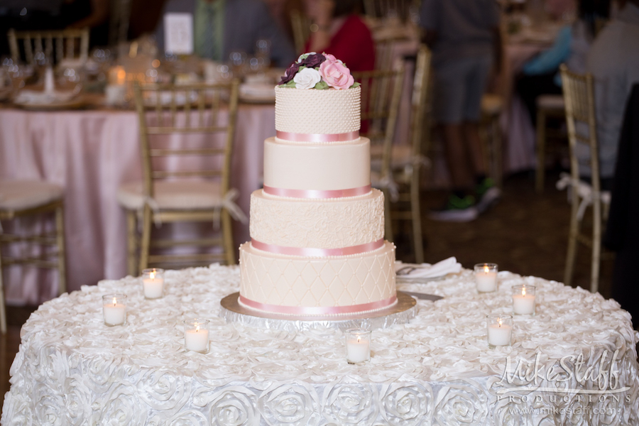 dezarae and charles wedding cake