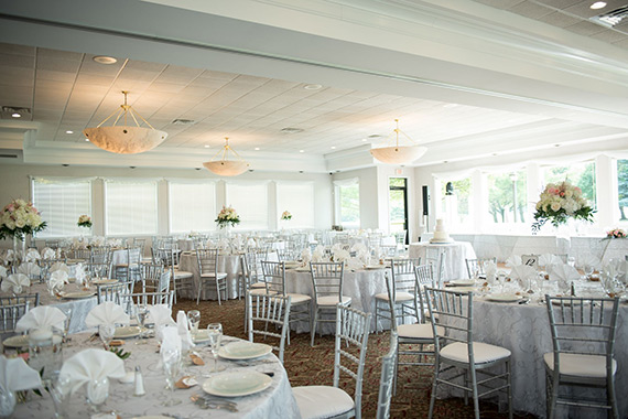 Macomb Michigan Wedding at Sycamore Hills