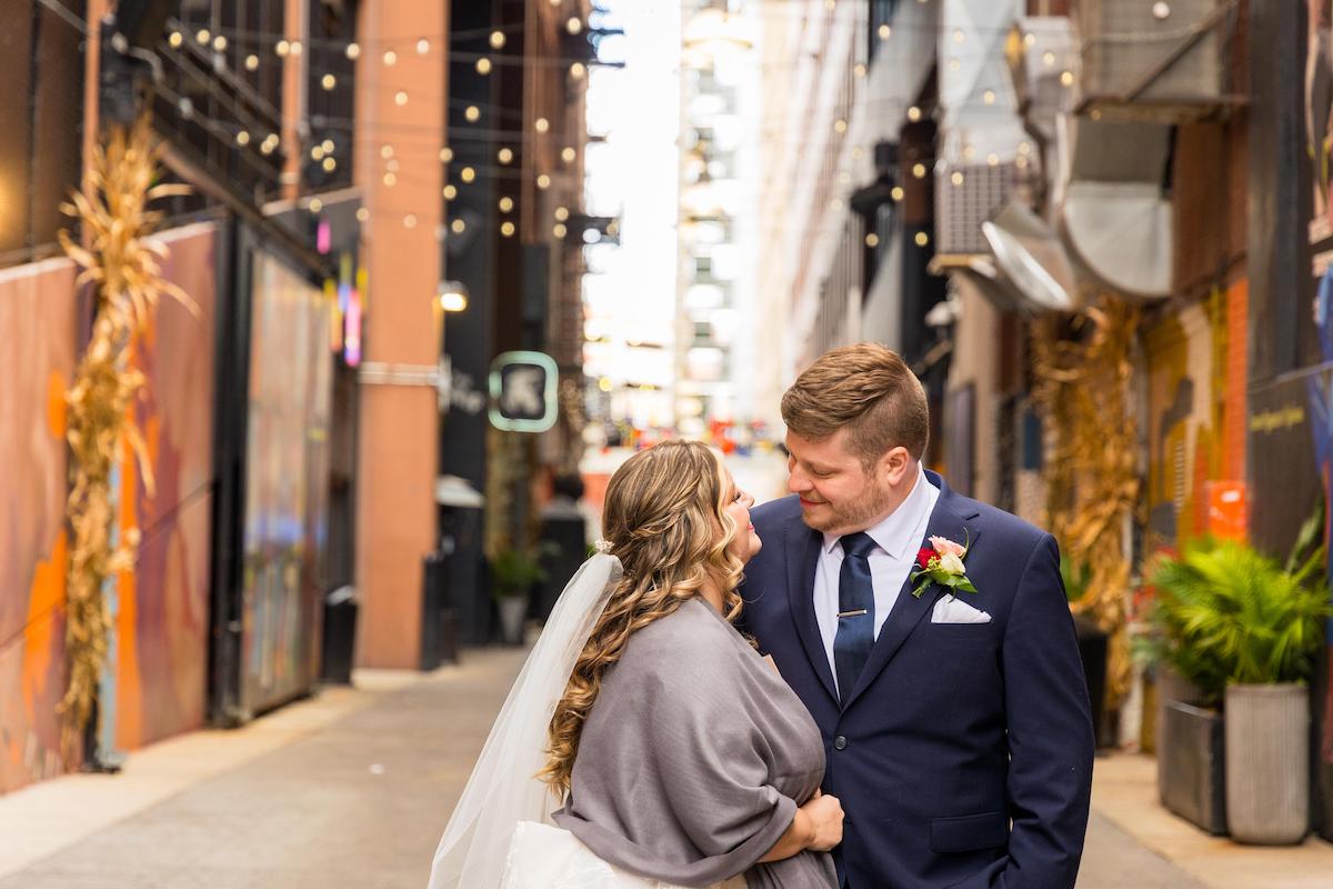 Westin Book Cadillac Wedding Photography_the belt